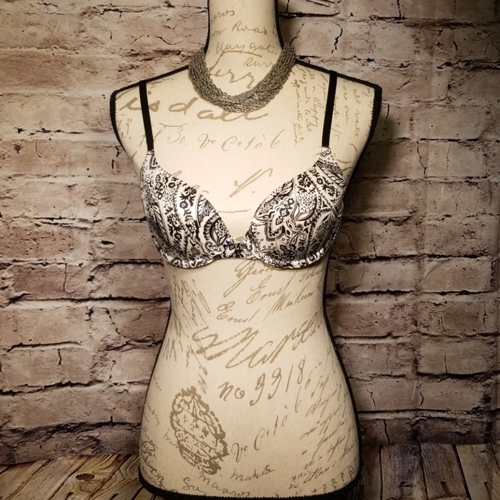 Victoria's Secret Lined Demi Bra 34B